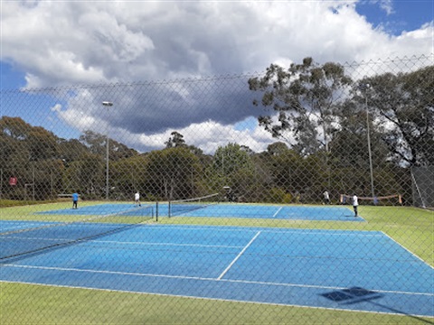 Diamond Creek Tennis courts