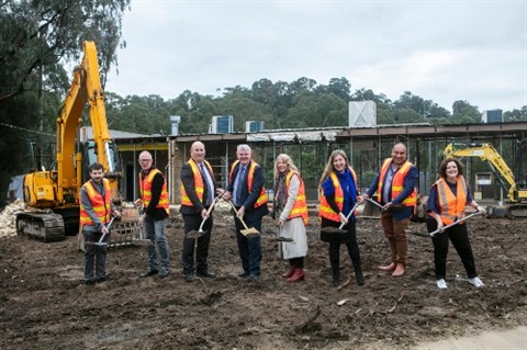 Hurstbridge-Pavilion-at-Ben-Frilay-Oval-sod-turn-13.jpg-web.jpg