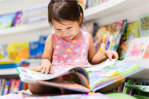 People_Toddler_Reading_iStock.jpg